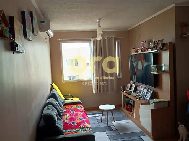 Apartamento com 54m² 2 quartos e 1 banheiro, à venda, no bairro Areal em Pelotas