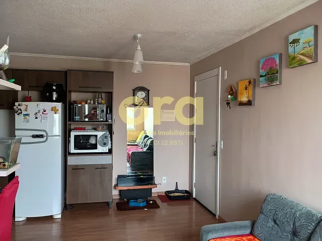 Apartamento com 54m² 2 quartos e 1 banheiro, à venda, no bairro Areal em Pelotas