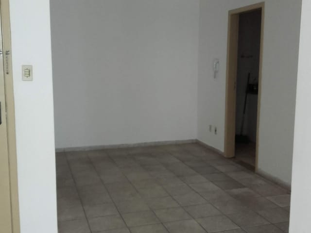 Apartamento com 65m² 2 quartos e 1 banheiro, à venda, no bairro Jardim Coelho Neto em Guaratinguetá