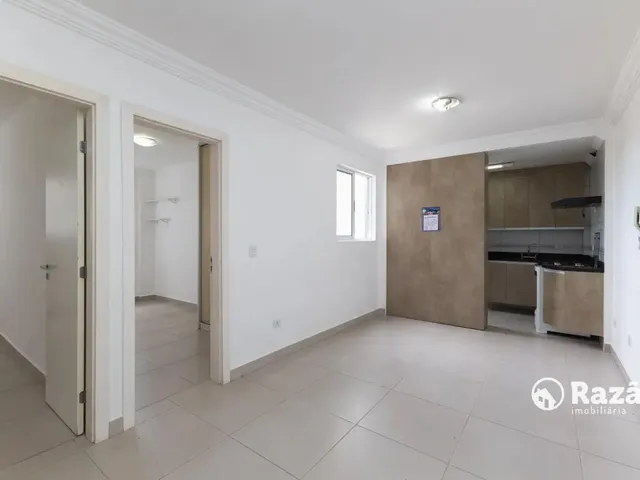 Apartamento 2 quartos e 1 banheiro, para alugar, no bairro Tingui em Curitiba