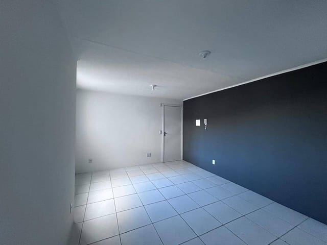 Apartamento com 72m² 2 quartos e 1 banheiro, à venda, no bairro Três Vendas em Pelotas