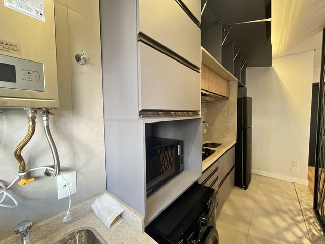Apartamento 1 quarto e 2 banheiros, para alugar, no bairro Gleba Palhano em Londrina