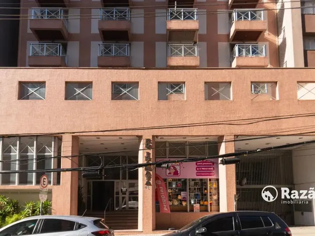 Apartamento 1 quarto e 1 banheiro, para alugar, no bairro Centro em Curitiba