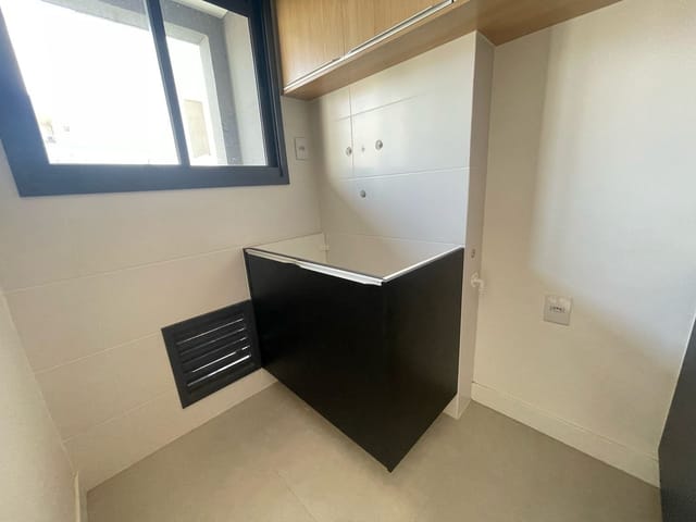 Apartamento com 81m² 2 quartos e 2 banheiros, para alugar, no bairro Terra Bonita em Londrina