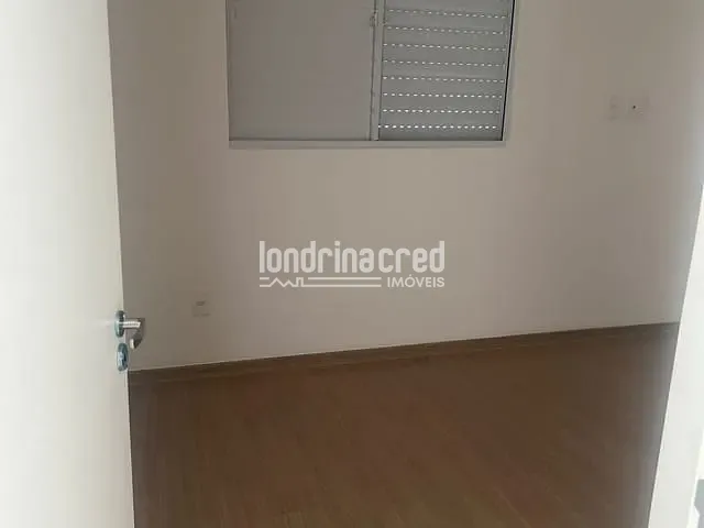 Apartamento com 80m² 2 quartos e 1 banheiro, à venda, no bairro Jardim Maria Celina em Londrina