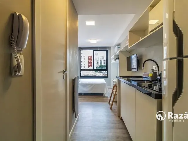 Apartamento 1 quarto e 1 banheiro, para alugar, no bairro Centro em Curitiba