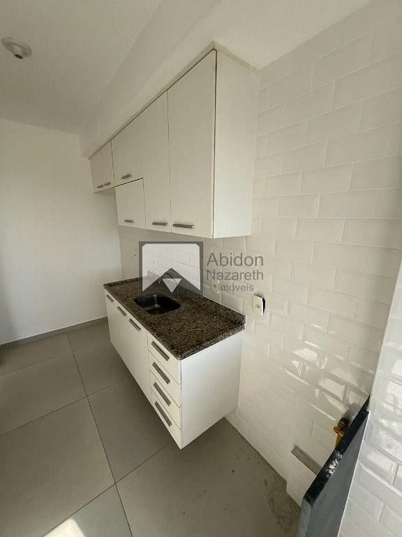Apartamento à venda com 2 quartos, 70m² - Foto 27