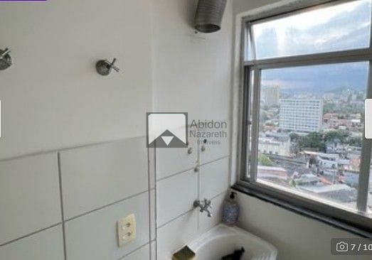 Apartamento à venda com 2 quartos, 70m² - Foto 24