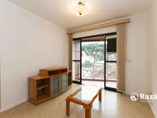 Apartamento 3 quartos e 3 banheiros, para alugar, no bairro Água Verde em Curitiba