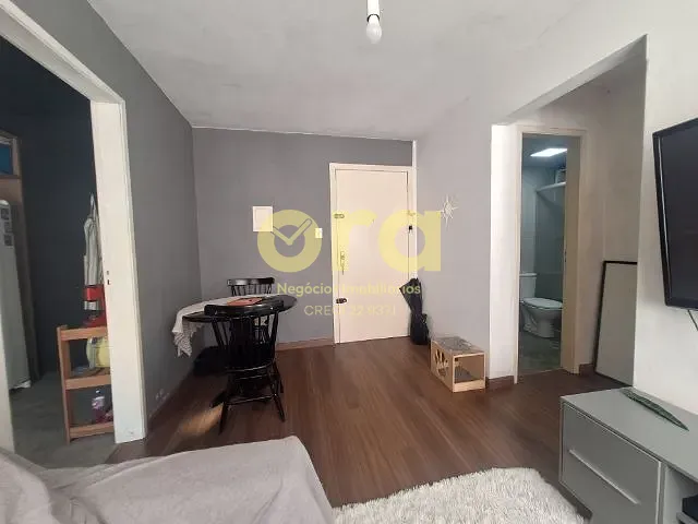 Apartamento 1 quarto e 1 banheiro, à venda, no bairro Três Vendas em Pelotas