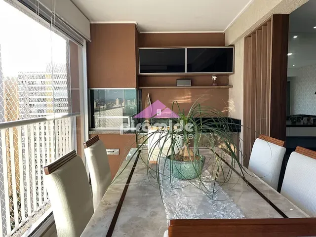 Apartamento com 100m² 3 quartos e 3 banheiros, à venda, no bairro Jardim das Indústrias em São José dos Campos