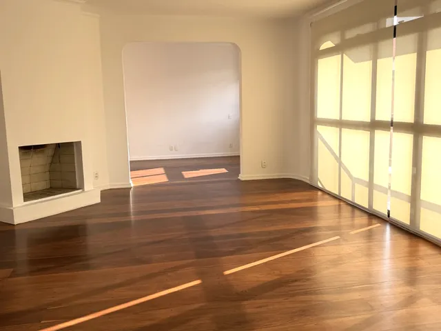 Apartamento 3 quartos e 4 banheiros, para alugar, no bairro Itaim Bibi em São Paulo