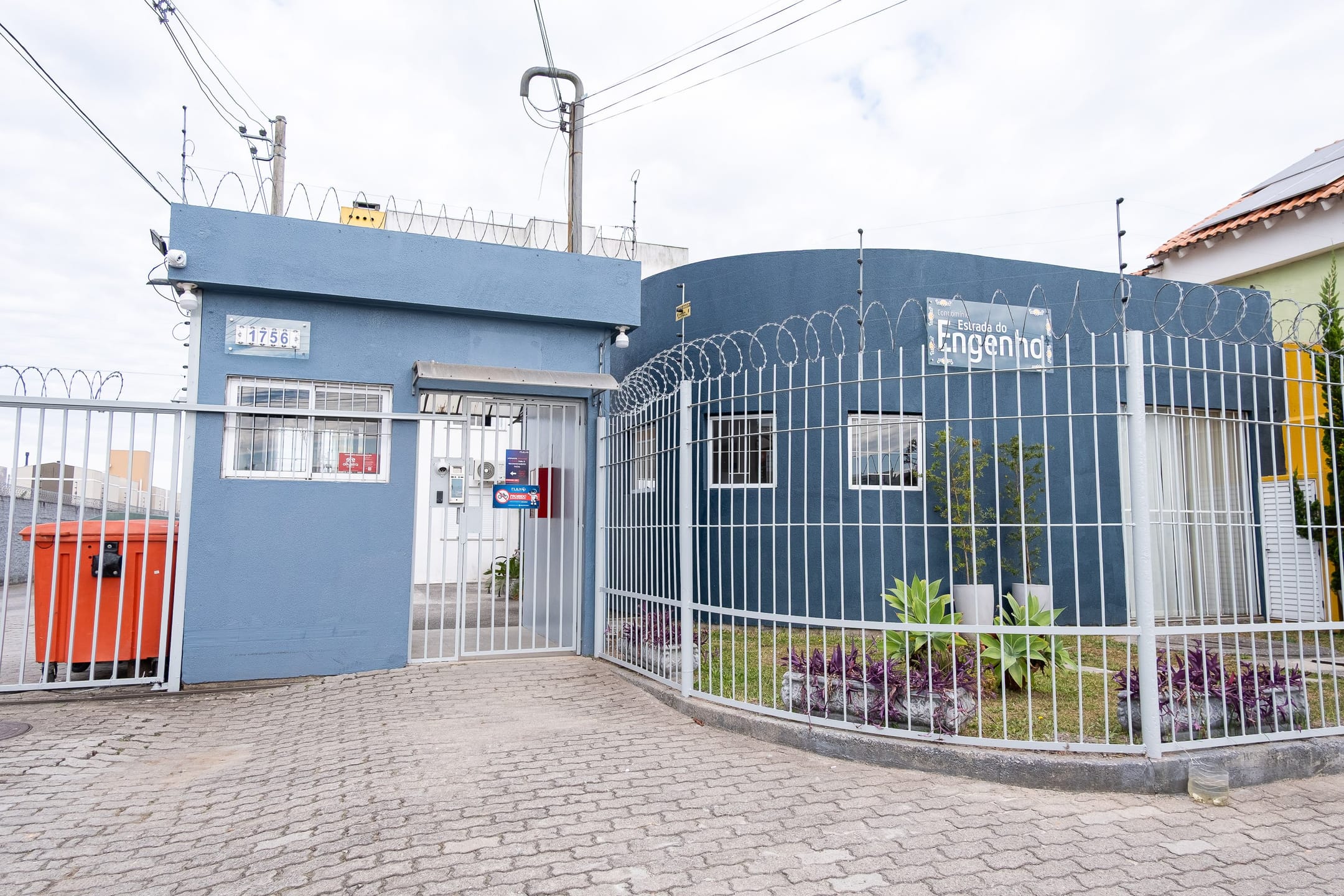 Apartamento de 2 dormitórios para venda no Umuharama, Pelotas RS – conforto, praticidade e ótima localização