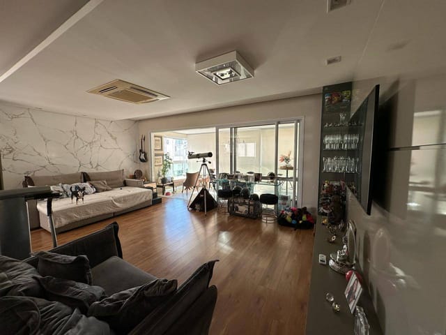 Apartamento com 234m² 3 quartos e 5 banheiros, à venda, no bairro Gleba Palhano em Londrina
