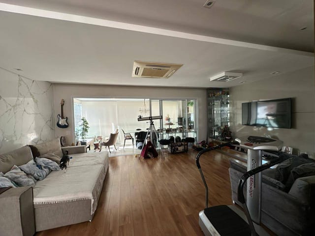 Apartamento com 234m² 3 quartos e 5 banheiros, à venda, no bairro Gleba Palhano em Londrina