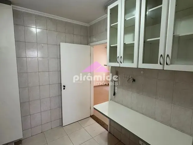 Apartamento com 70m² 3 quartos e 1 banheiro, para alugar, no bairro Jardim Alvorada em São José Dos Campos