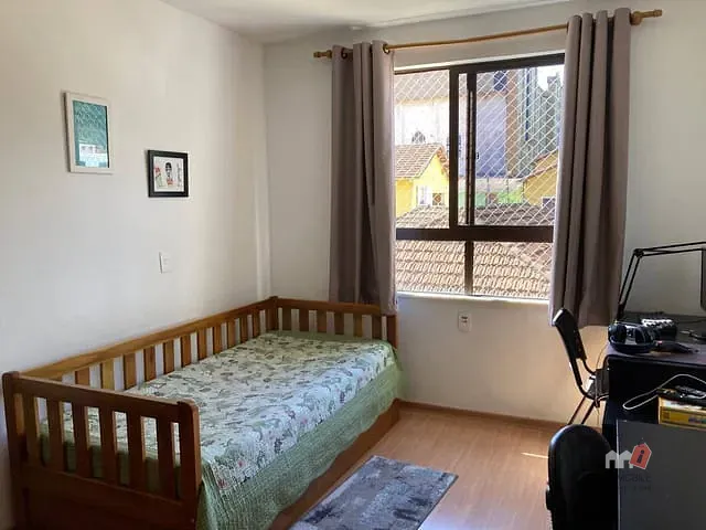 Apartamento 2 quartos e 3 banheiros, à venda, no bairro Coronel Veiga em Petrópolis