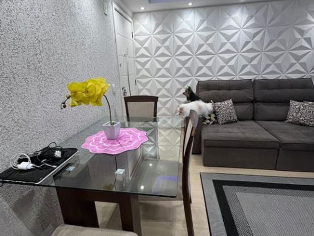 Apartamento com 48m² 2 quartos e 1 banheiro, à venda, no bairro Água Chata em Guarulhos