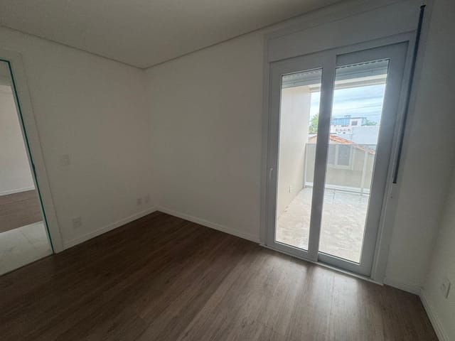 Apartamento com 162m² 3 quartos e 2 banheiros, à venda, no bairro Centro em Pelotas
