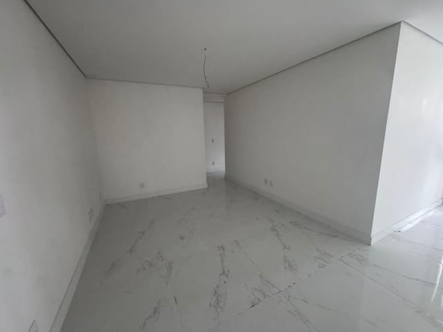 Apartamento com 162m² 3 quartos e 2 banheiros, à venda, no bairro Centro em Pelotas