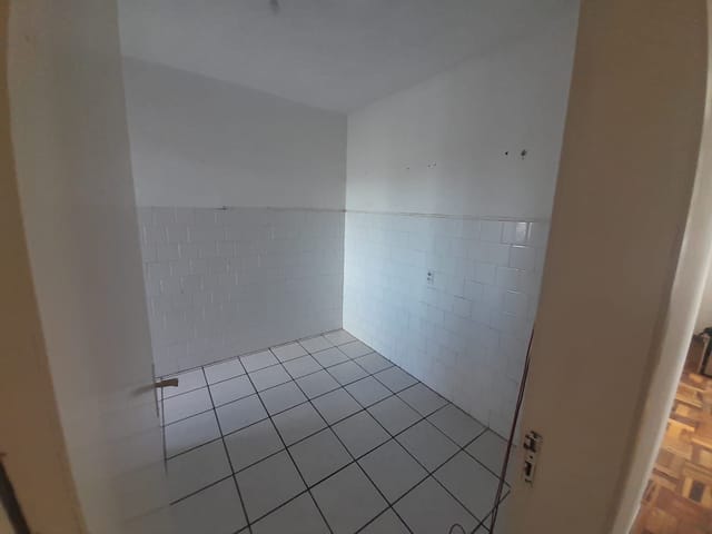 Apartamento com 68m² 3 quartos e 1 banheiro, à venda, no bairro Centro em Pelotas