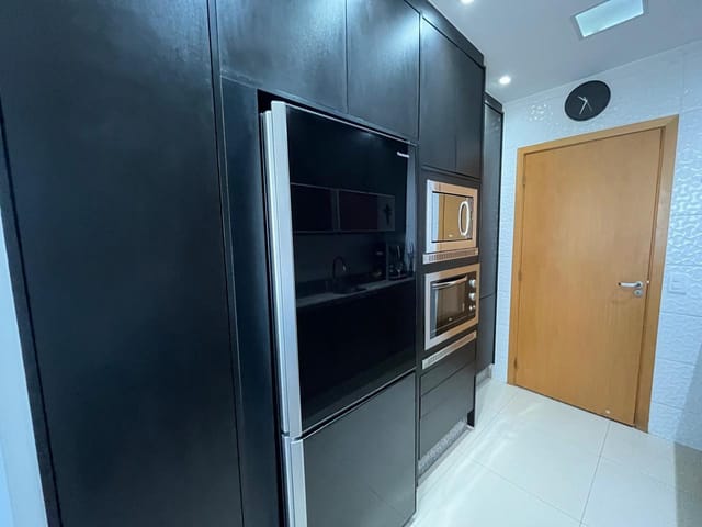 Apartamento com 139m² 3 quartos e 2 banheiros, à venda, no bairro Gleba Palhano em Londrina