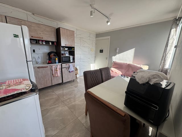 Apartamento com 61m² 2 quartos e 1 banheiro, à venda, no bairro Três Vendas em Pelotas