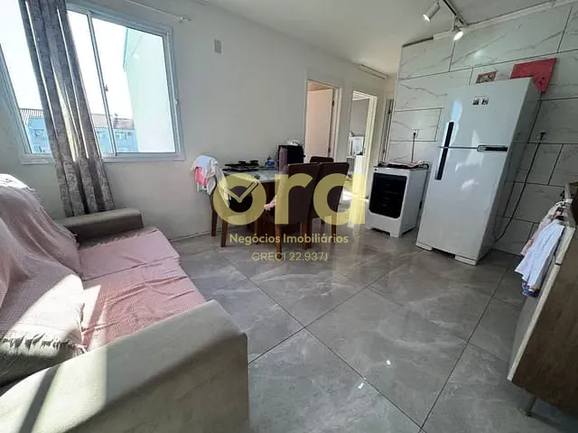 Apartamento com 61m² 2 quartos e 1 banheiro, à venda, no bairro Três Vendas em Pelotas
