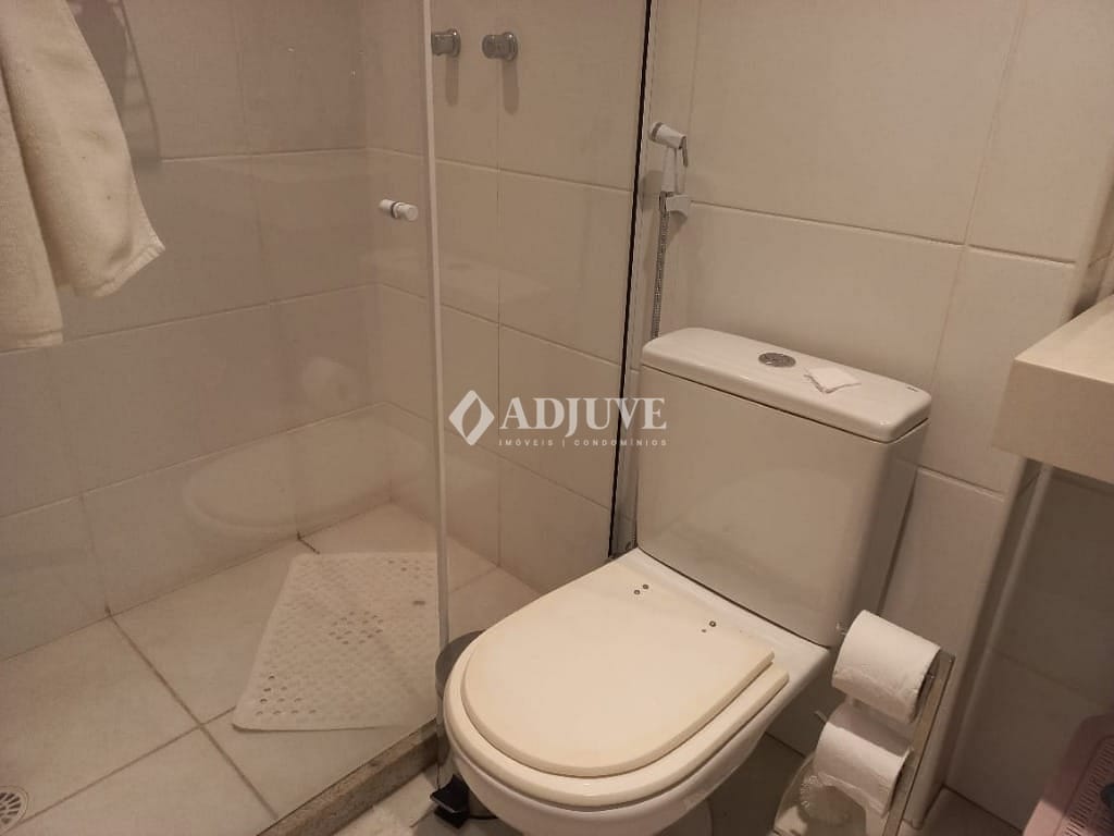 Apartamento à venda com 2 quartos, 70m² - Foto 13