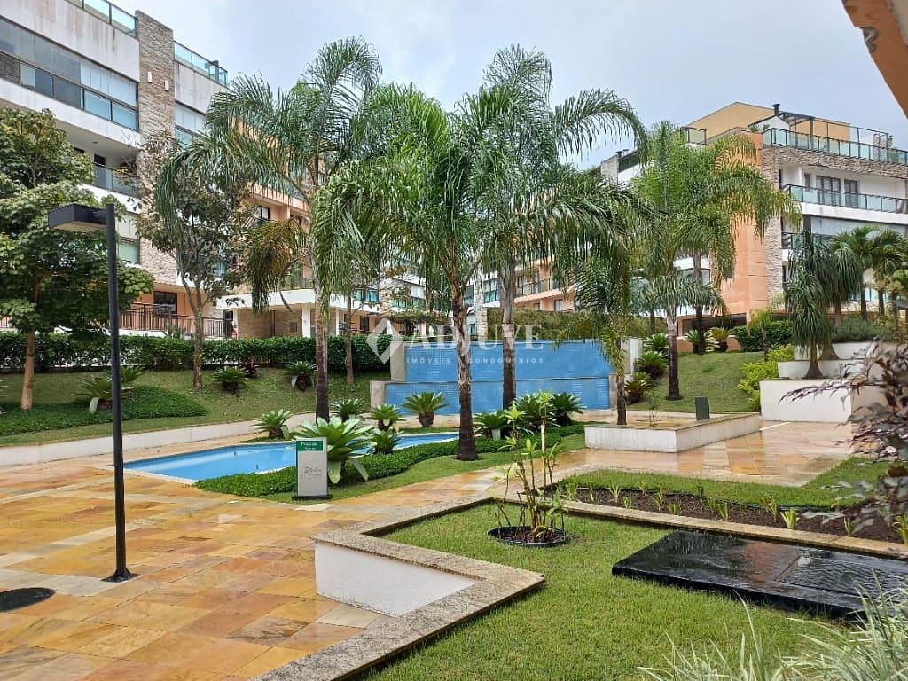 Apartamento à venda com 2 quartos, 70m² - Foto 27