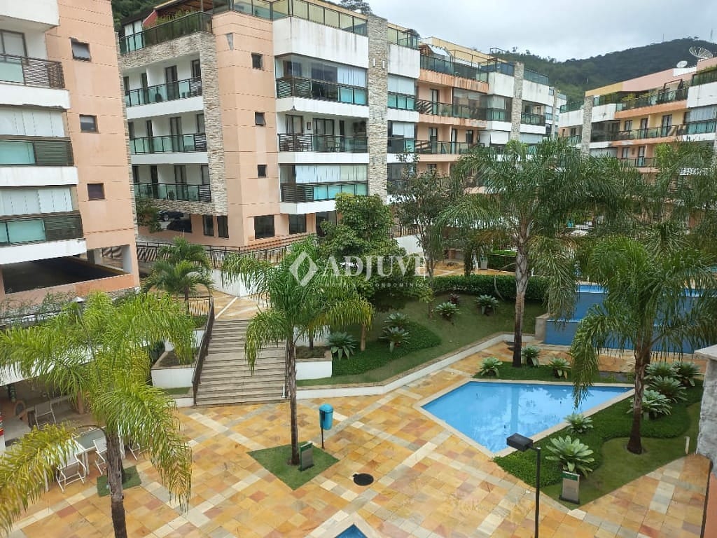 Apartamento à venda com 2 quartos, 70m² - Foto 25
