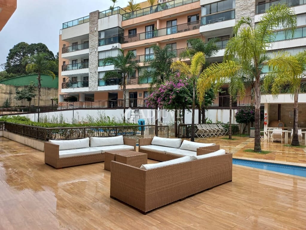 Apartamento à venda com 2 quartos, 70m² - Foto 28