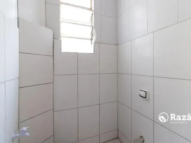 Apartamento 2 quartos e 2 banheiros, para alugar, no bairro São Francisco em Curitiba
