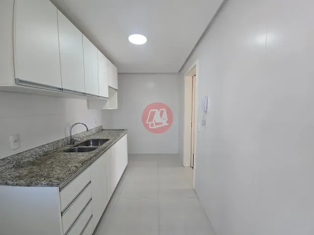 Apartamento com 79m² 2 quartos e 2 banheiros, para alugar, no bairro Jardim Botânico em Porto Alegre