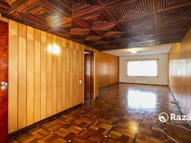Apartamento 2 quartos e 2 banheiros, para alugar, no bairro Centro em Curitiba