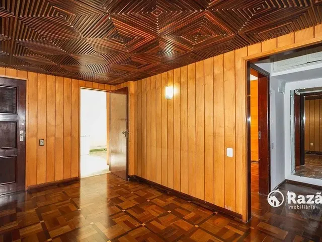 Apartamento 2 quartos e 2 banheiros, para alugar, no bairro Centro em Curitiba