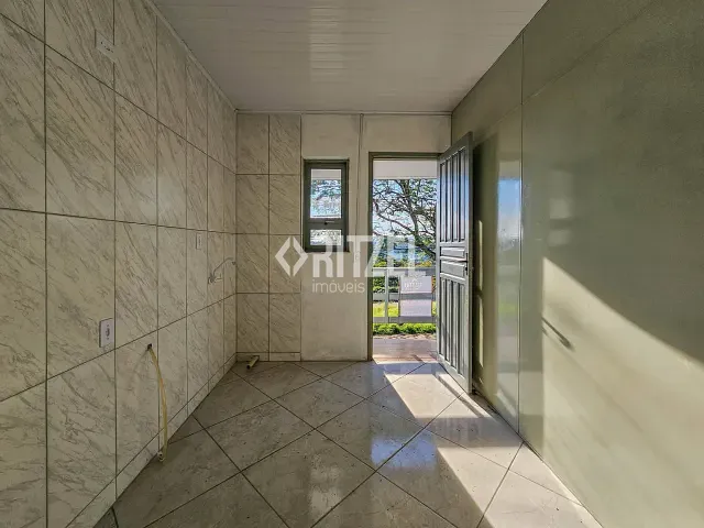 Apartamento 2 quartos e 1 banheiro, para alugar, no bairro Petrópolis em Novo Hamburgo