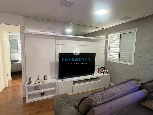 Apartamento 2 quartos e 2 banheiros, à venda, no bairro Vila Sanches em São José dos Campos