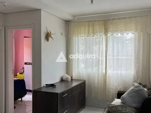 Apartamento com 52m² 2 quartos e 1 banheiro, à venda, no bairro Uvaranas em Ponta Grossa