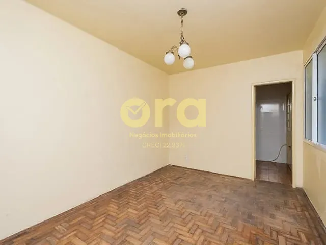 Apartamento com 60m² 2 quartos e 1 banheiro, à venda, no bairro Centro em Pelotas