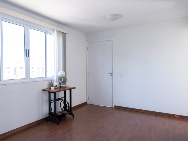 Apartamento 2 quartos e 1 banheiro, para alugar, no bairro São Gonçalo em Pelotas
