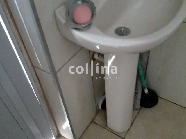 Apartamento com 54m² 2 quartos e 1 banheiro, à venda, no bairro Cohab V em Carapicuíba
