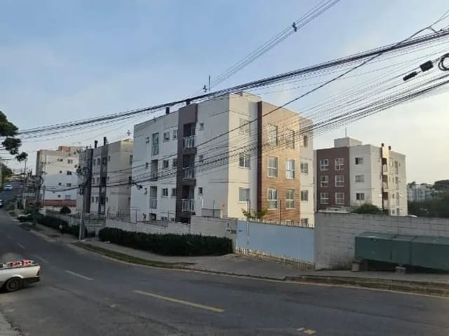 Apartamento 2 quartos e 1 banheiro, para alugar, no bairro Colônia Rio Grande em São José Dos Pinhais