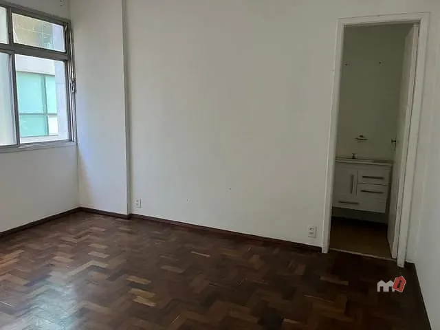 Apartamento 2 quartos e 1 banheiro, à venda, no bairro Centro em Petrópolis
