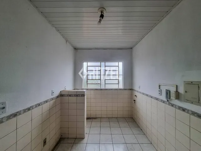 Apartamento com 65m² 2 quartos e 1 banheiro, para alugar, no bairro Campina em São Leopoldo