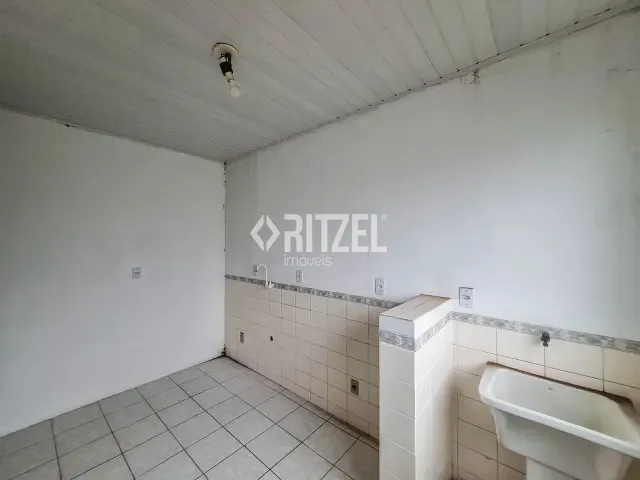 Apartamento com 65m² 2 quartos e 1 banheiro, para alugar, no bairro Campina em São Leopoldo