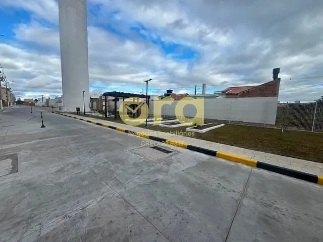 Apartamento com 55m² 2 quartos e 1 banheiro, à venda, no bairro Três Vendas em Pelotas