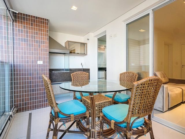 Apartamento com 95m² 3 quartos e 2 banheiros, à venda, no bairro Vila Regente Feijó em São Paulo