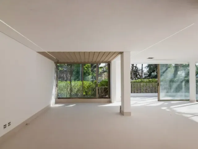 Apartamento 3 quartos e 5 banheiros, à venda ou para alugar, no bairro Jardim Europa em São Paulo