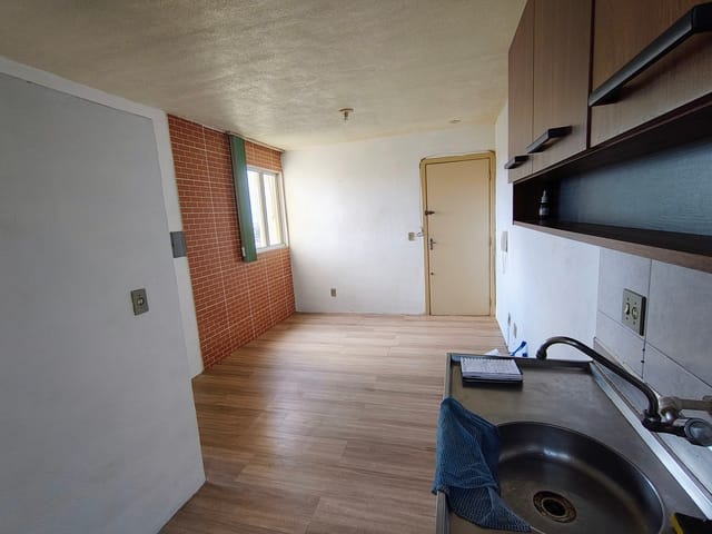 Apartamento 2 quartos e 1 banheiro, à venda, no bairro Fragata em Pelotas